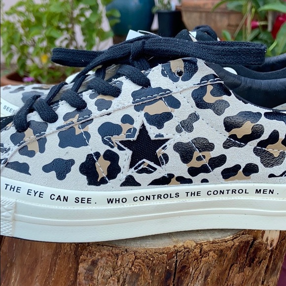 Ltd Edition “Brain Dead x Converse One Star” - Picture 6 of 15